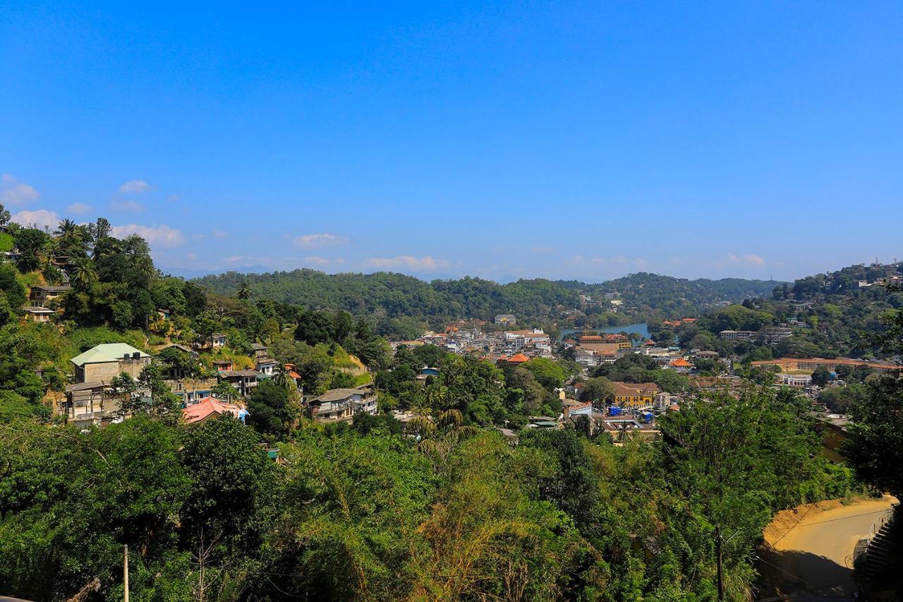 Vendol Sky Resort Kandy Exterior foto
